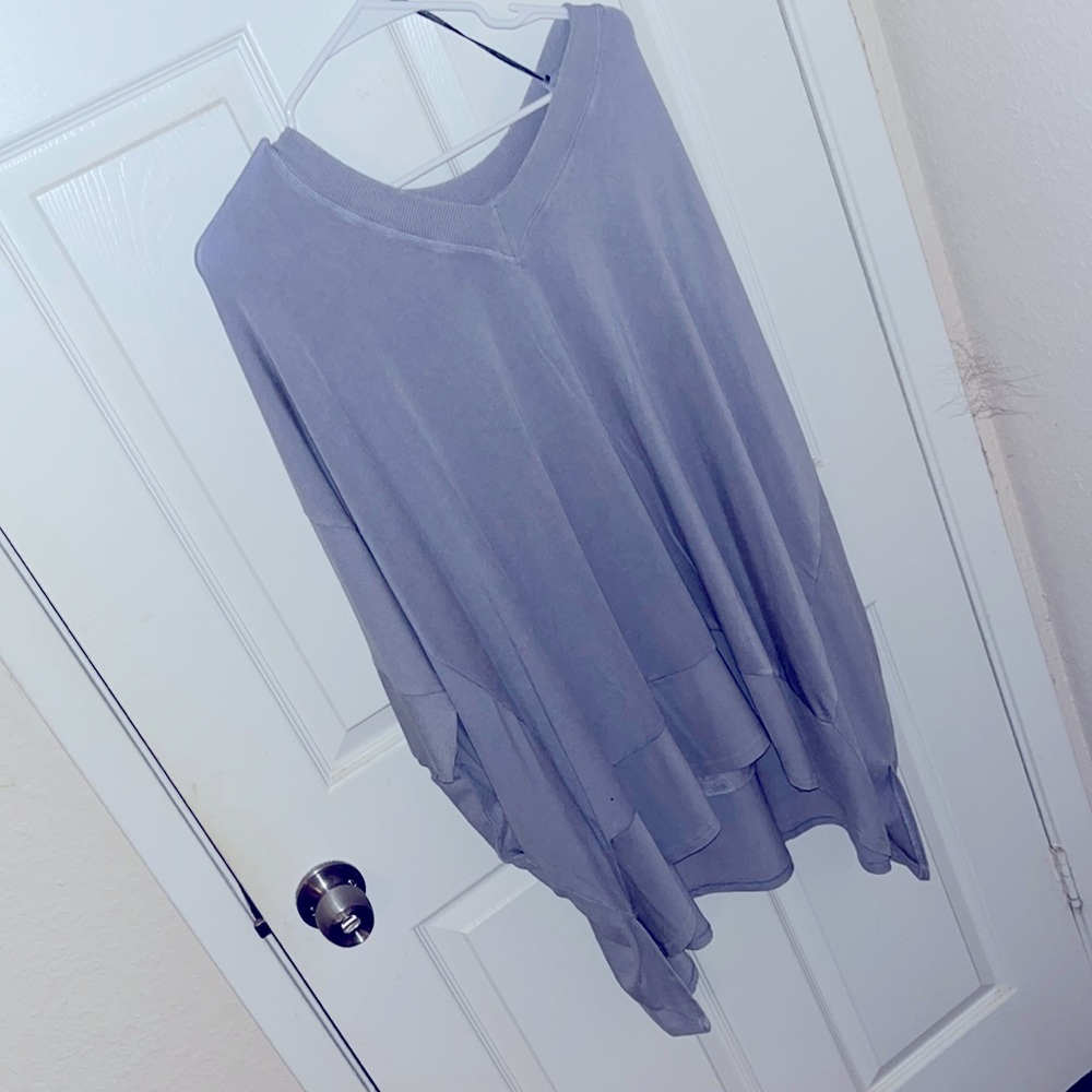 Short sleeve v neck Dolman Sweater